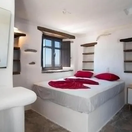 Aspro Paros Casa de Férias *